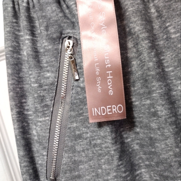 New Capri Joggers - Picture 4 of 7